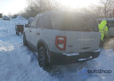 2021 Ford Bronco Sport Badlands z USA, uszkodzony, nr VIN 3FMCR9D9XMRA07183